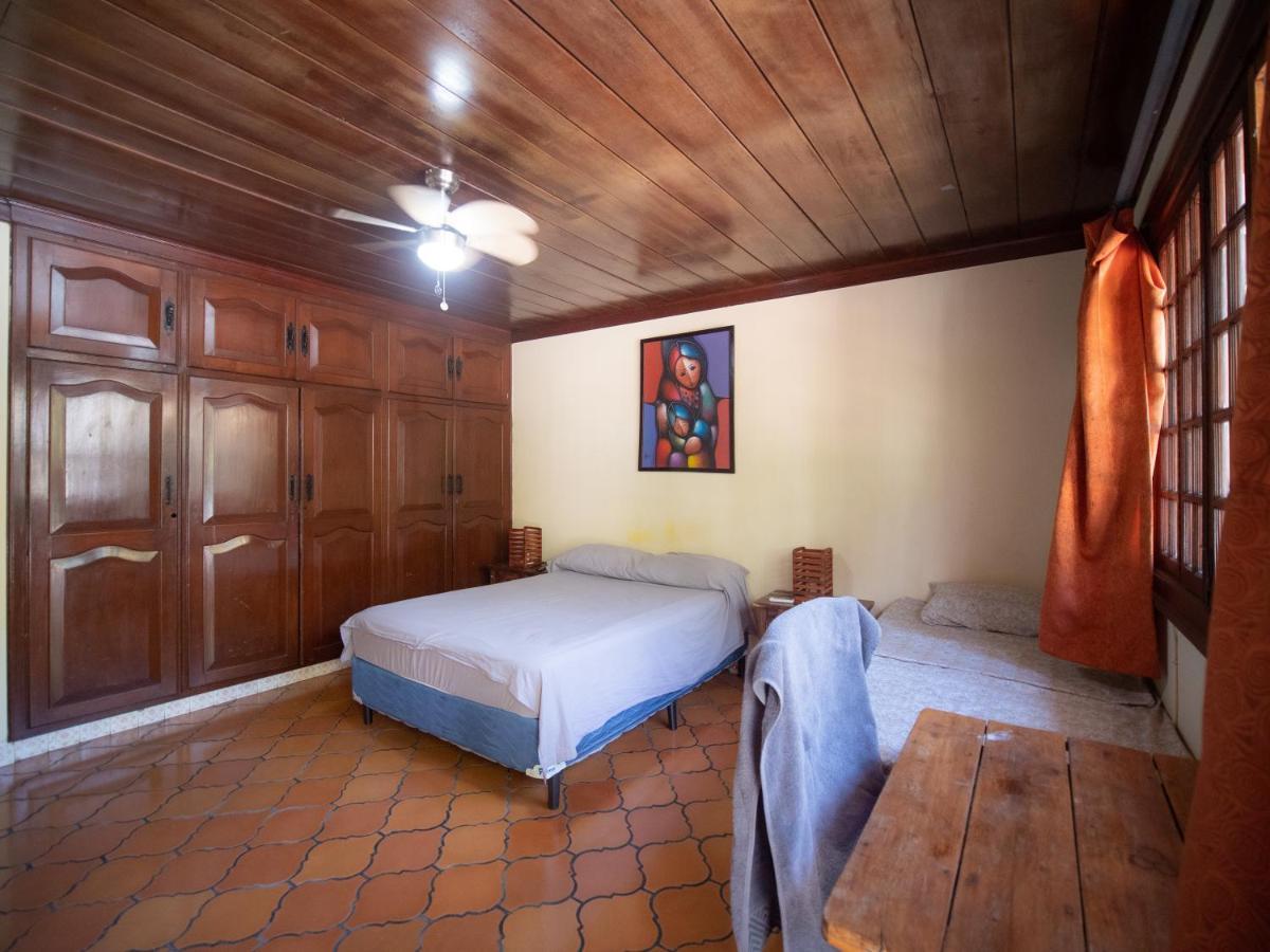 Casa Inti Guesthouse & Lodge Managua Buitenkant foto