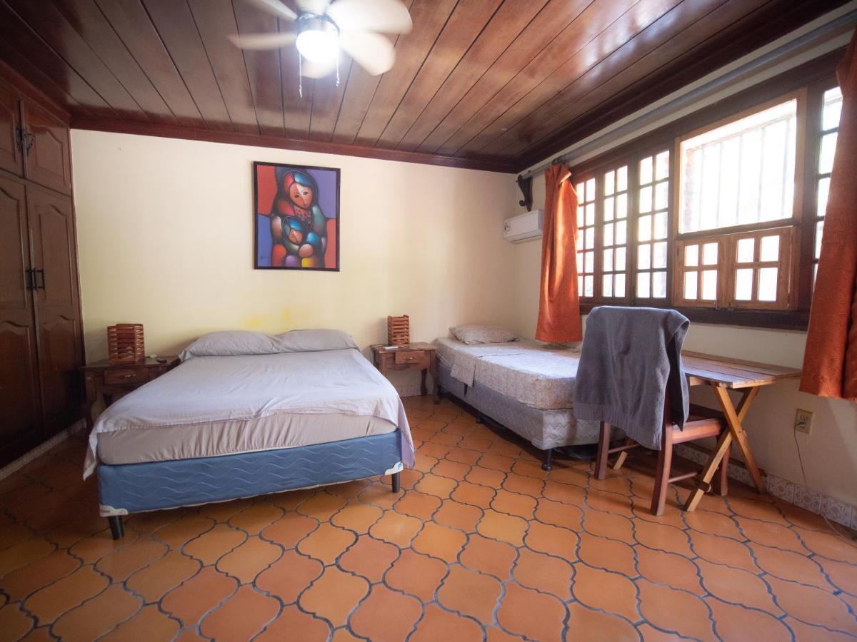 Casa Inti Guesthouse & Lodge Managua Buitenkant foto