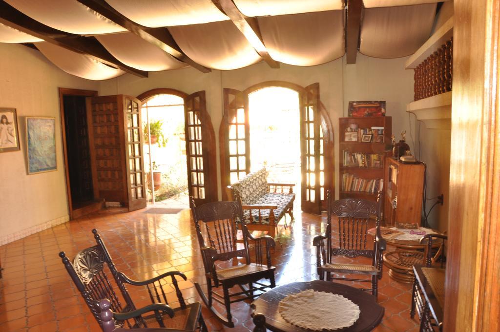 Casa Inti Guesthouse & Lodge Managua Buitenkant foto