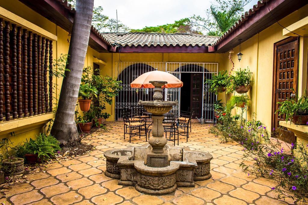 Casa Inti Guesthouse & Lodge Managua Buitenkant foto