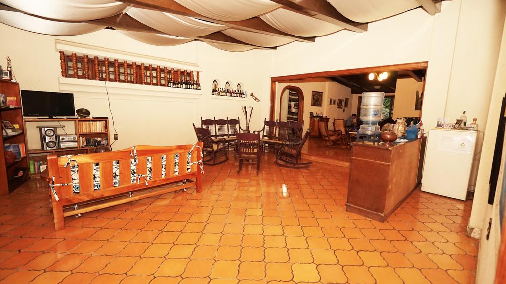 Casa Inti Guesthouse & Lodge Managua Buitenkant foto