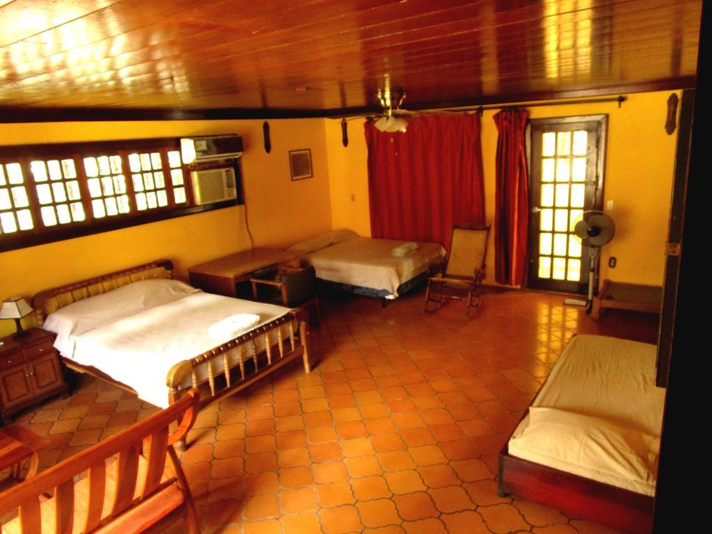 Casa Inti Guesthouse & Lodge Managua Buitenkant foto