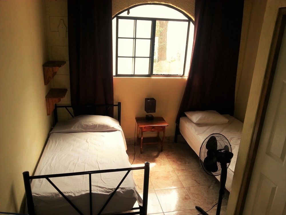Casa Inti Guesthouse & Lodge Managua Buitenkant foto